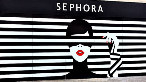 Sephora clarifies fake perfume allegations after being called out 